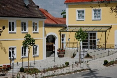Hotel Eberl Hattenhofen  Exterior foto